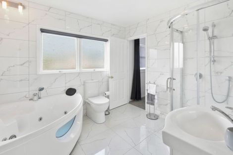 Photo of property in 27 Stevenson Road, Clarks Beach, 2122