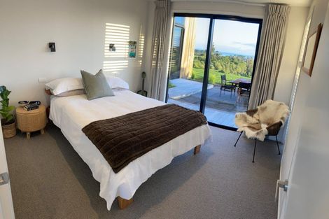 Photo of property in 6 Ekuarangi Place, Kaitake, New Plymouth, 4374