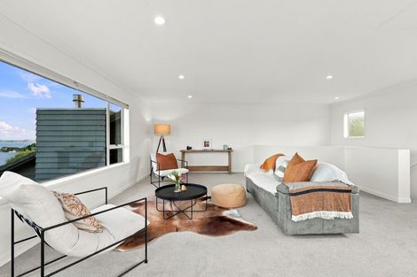 Photo of property in 33 Lax Crescent, Leigh, 0985