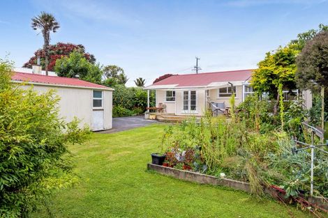 Photo of property in 70 Ihaia Road, Opunake, 4616