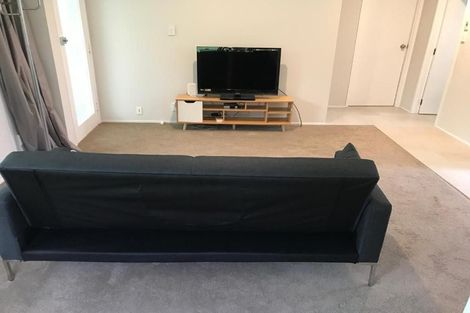 Photo of property in 2/5 Keldale Place, Forrest Hill, Auckland, 0620