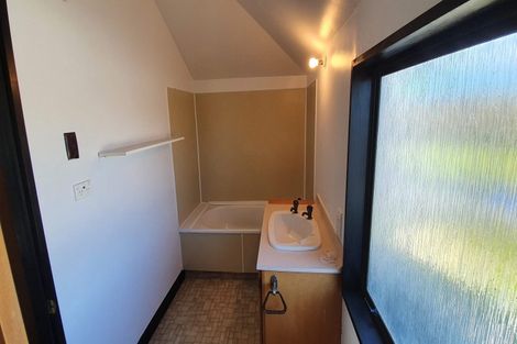 Photo of property in 2/48 Greenhurst Street, Sockburn, Christchurch, 8042