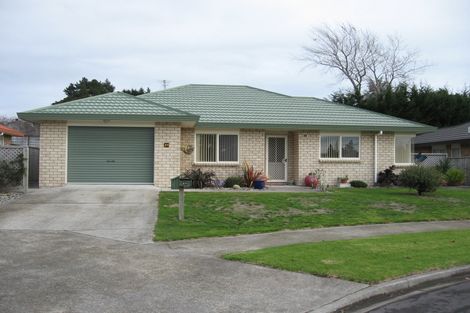 Photo of property in 27 Villa Grove, Paraparaumu, 5032