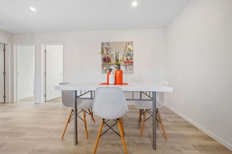 Photo of property in 22b Poruru Close, Papakura, 2110