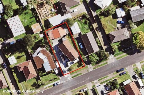 Photo of property in 16 Gambare Place, Wattle Downs, Auckland, 2103