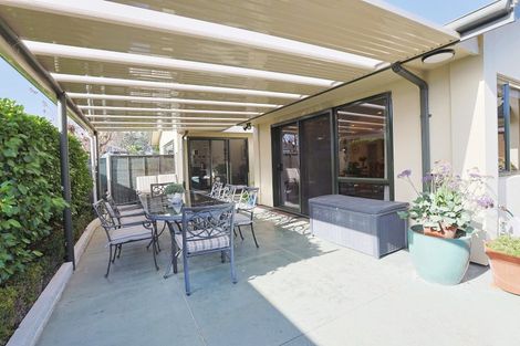 Photo of property in 10 Park Lane, Greenmeadows, Napier, 4112