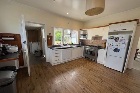 Photo of property in 39 Straven Road, Riccarton, Christchurch, 8011