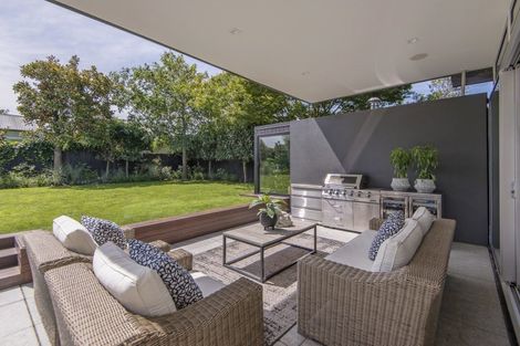 Photo of property in 53 Hawthorne Street, Strowan, Christchurch, 8052