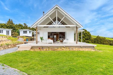 Photo of property in 169 Te Toiroa Road, Ngunguru, Whangarei, 0173