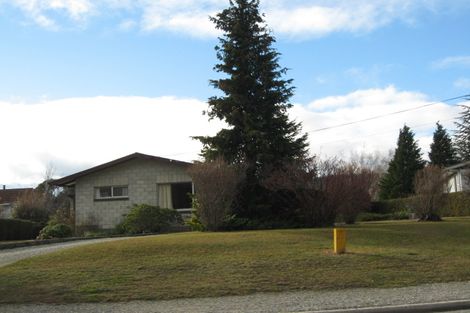 Photo of property in 114 Aubrey Road, Wanaka, 9305