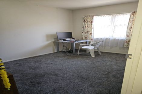 Photo of property in 42a Denbigh Avenue, Mount Roskill, Auckland, 1041