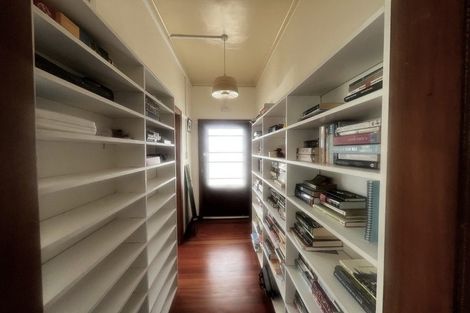 Photo of property in Nissen Court, 11g Hawker Street, Mount Victoria, Wellington, 6011