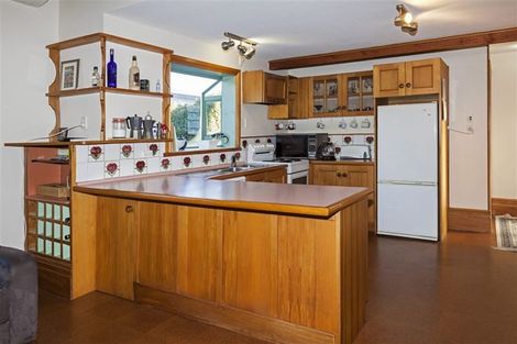 Photo of property in 135 Somerfield Street, Somerfield, Christchurch, 8024