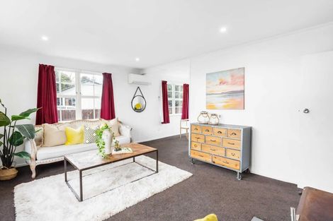 Photo of property in 15 Frostbite Place, Ranui, Auckland, 0612