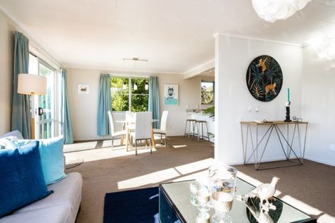 Photo of property in 25 Tauroa Road, Havelock North, 4130