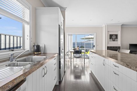 Photo of property in 22 Pacific Avenue, Poraiti, Napier, 4112