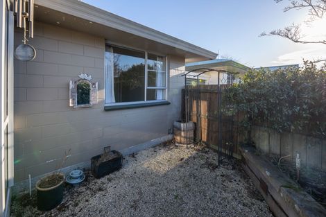 Photo of property in 2/5 Frome Place, St Albans, Christchurch, 8052