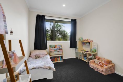 Photo of property in 513 Richmond Road, Lepperton, New Plymouth, 4373