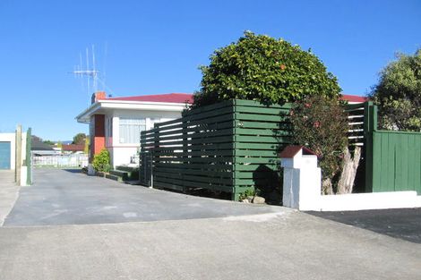 Photo of property in 30 Milton Street, Roslyn, Palmerston North, 4414