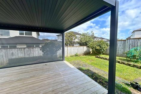 Photo of property in 22 Pickaberry Avenue, Karaka, Papakura, 2113