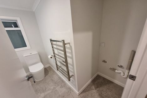 Photo of property in 38 Judkins Crescent, Cockle Bay, Auckland, 2014