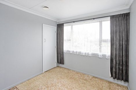 Photo of property in 18 Kilmarnock Street, Wallacetown, 9816