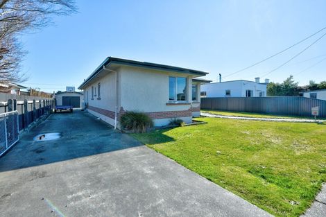 Photo of property in 19 Milton Street, Gore, 9710