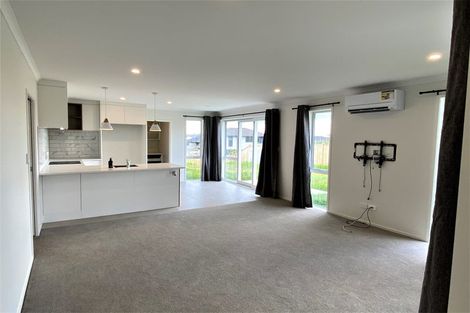 Photo of property in 57 Mclarin Road, Glenbrook, 2681