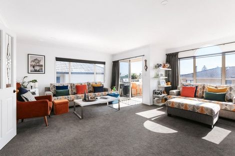 Photo of property in 2/8 Aberdeen Street, Mount Maunganui, 3116