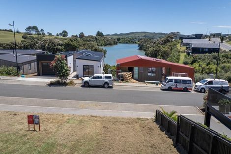Photo of property in 25 Omahina Street, Raglan, 3225