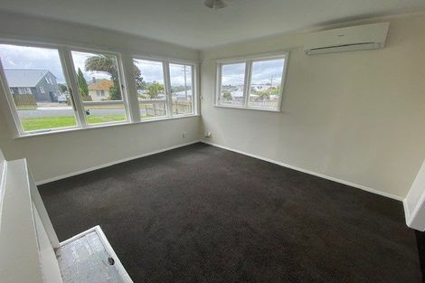 Photo of property in 34a-b Astrolabe Street, Cannons Creek, Porirua, 5024