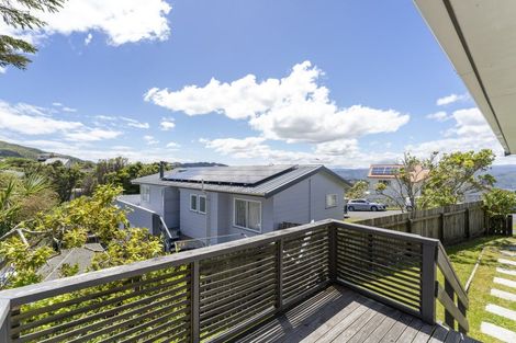 Photo of property in 24 Jasmine Grove, Maungaraki, Lower Hutt, 5010