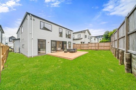 Photo of property in 6 Pukeko Road, Hobsonville, 0616