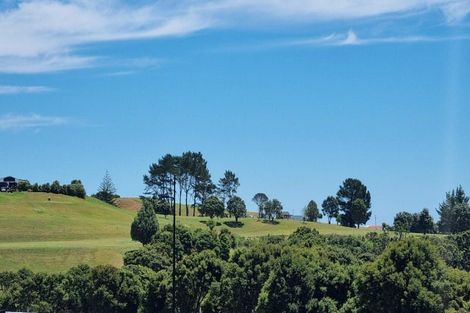 Photo of property in 25 Omahina Street, Raglan, 3225