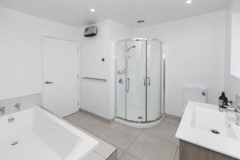Photo of property in 1/537 Cranford Street, Redwood, Christchurch, 8051