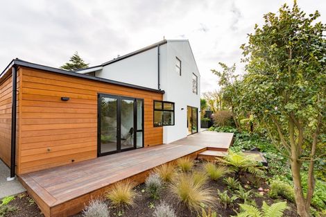 Photo of property in 80c Clyde Road, Ilam, Christchurch, 8041