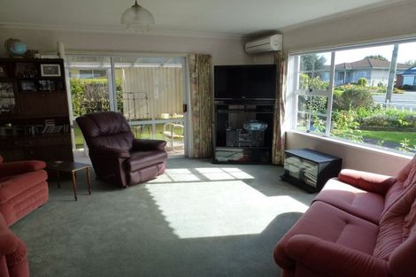 Photo of property in 71 Studholme Street, Morrinsville, 3300