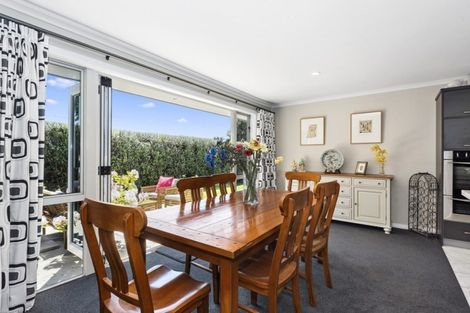 Photo of property in 22 Nielsen Gardens, Rototuna, Hamilton, 3210