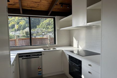Photo of property in 25a Hampden Street, Picton, 7220