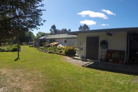 Photo of property in 1646 Teviot Road, Millers Flat, Roxburgh, 9572