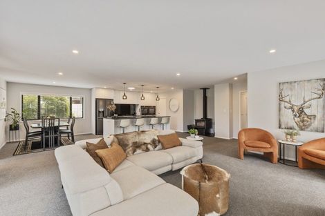 Photo of property in 519 Mangorei Road, Highlands Park, New Plymouth, 4312