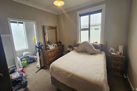 Photo of property in 69 Pendarves Street, New Plymouth, 4310