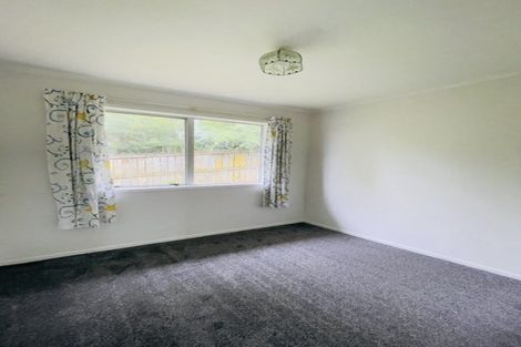 Photo of property in 90 Oriel Avenue, Tawa, Wellington, 5028
