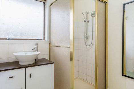 Photo of property in 132 Avonhead Road, Avonhead, Christchurch, 8042