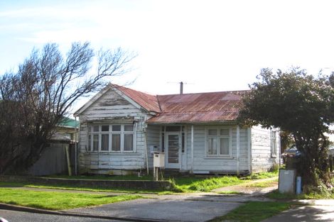 Photo of property in 16 Lowe Street, Avenal, Invercargill, 9810