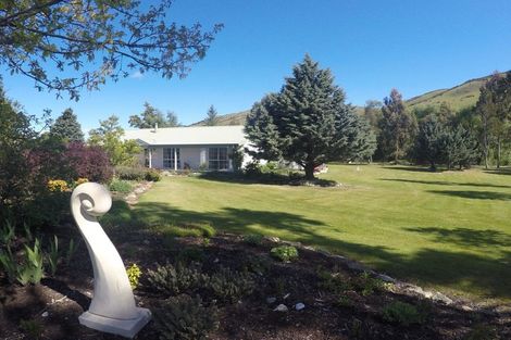 Photo of property in 1646 Teviot Road, Millers Flat, Roxburgh, 9572