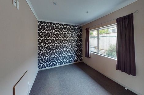 Photo of property in 27 Johnstone Drive, Fitzherbert, Palmerston North, 4410
