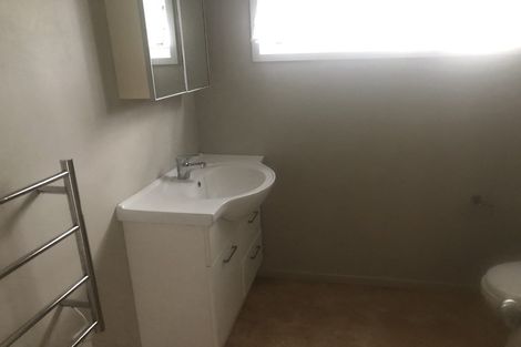 Photo of property in 3/34b Harley Close, Hauraki, Auckland, 0622