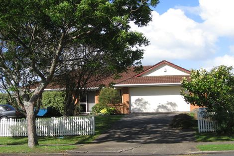 Photo of property in 184 Prince Regent Drive, Farm Cove, Auckland, 2012