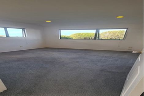 Photo of property in 4 Savoy Road, Orewa, 0931